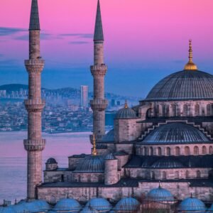 Winter Break Istanbul & Umrah Package A